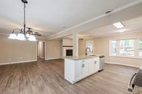 1004 Gary Dr, Mc Cormick, SC 29835 photo 9