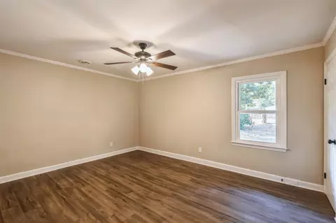 1004 Gary Dr, Mc Cormick, SC 29835 photo 10