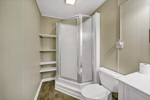 Bath - 320 Adams Ln, Gilbert, SC 29054 photo 7 of 9