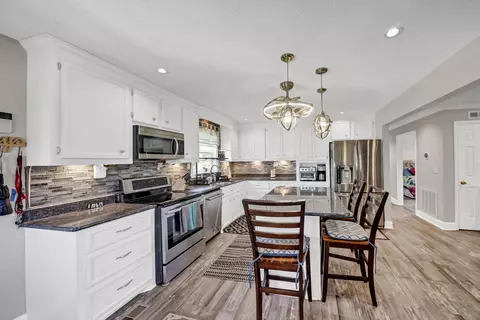 Kitchen - 320 Adams Ln, Gilbert, SC 29054 photo 4 of 5