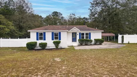 20 Academy Estates Rd, Trenton, SC 29847