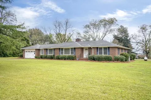 2422 New Holland Rd, Wagener, SC 29164