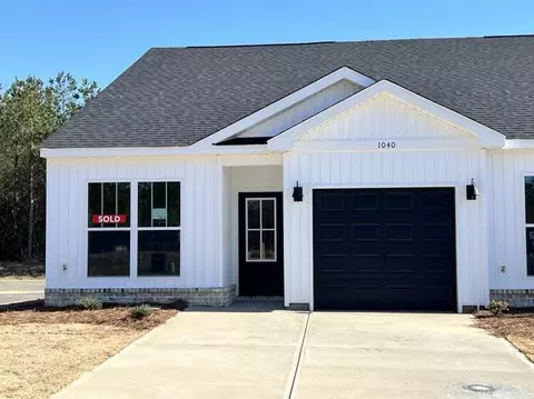 1040 Masterpiece Dr, Trenton, SC 29847