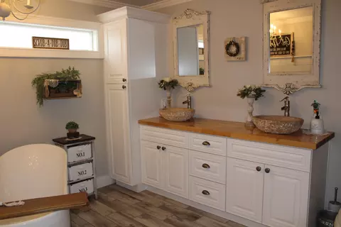 Bath - 1360 Vanest Rd, Ridge Spring, SC 29129 photo 1 of 7