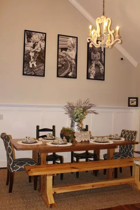 Dining - 1360 Vanest Rd, Ridge Spring, SC 29129 photo 2 of 2