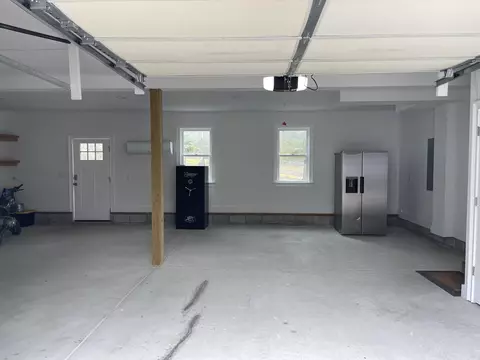 Entry Way - 1360 Vanest Rd, Ridge Spring, SC 29129 photo 5 of 5