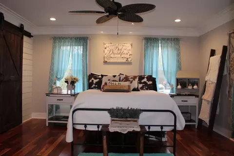 Bedroom - 1360 Vanest Rd, Ridge Spring, SC 29129 photo 2 of 6