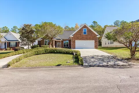 900 Pathfinder Ln, Aiken, SC 29803