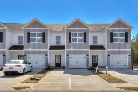 1048 Masterpiece Dr, Trenton, SC 29847