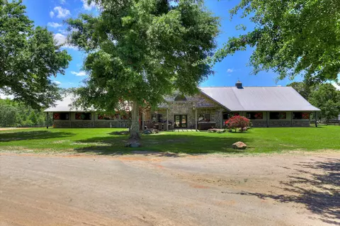 325 Flowing Well Rd, Wagener, SC 29164