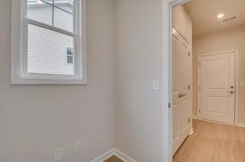 Entry Way - 411 Chickadee Way, Harlem, GA 30814 photo 5 of 9