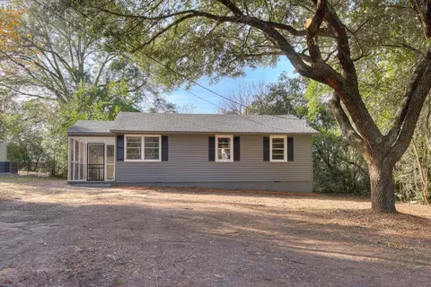 117 Iroquois St, Aiken, SC 29801
