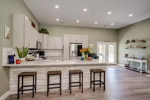 Kitchen - 4160 Chiweenie Trl, Williston, SC 29853 photo 1 of 4