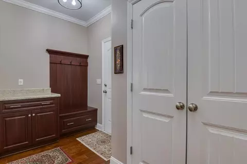 Entry Way - 537 Pleasant Spring Ct, Aiken, SC 29805 photo 4 of 5