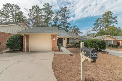 659 Landing Dr, Aiken, SC 29801
