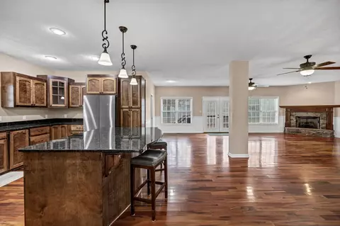 Living - 138 Coldstream Rd, Salley, SC 29137 photo 2 of 9