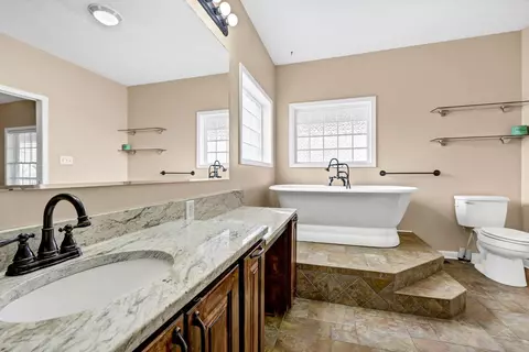 Bath - 138 Coldstream Rd, Salley, SC 29137 photo 3 of 6