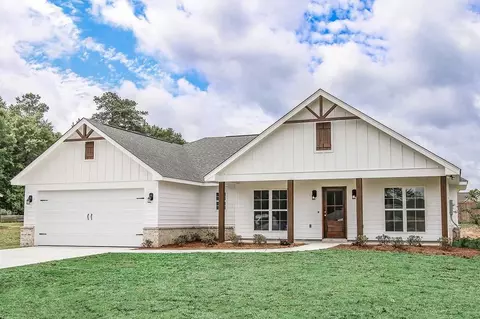20 Blackberry Ln, Trenton, SC 29847