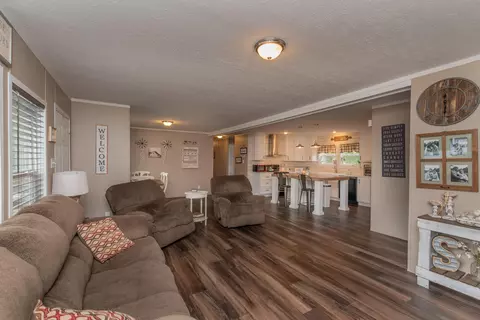 327 Autrey Ln, Windsor, SC 29856 photo 8