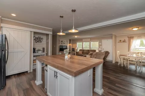 327 Autrey Ln, Windsor, SC 29856 photo 14