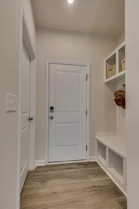 Entry Way - 324 Tupelo Pass, Harlem, GA 30814 photo 4 of 7