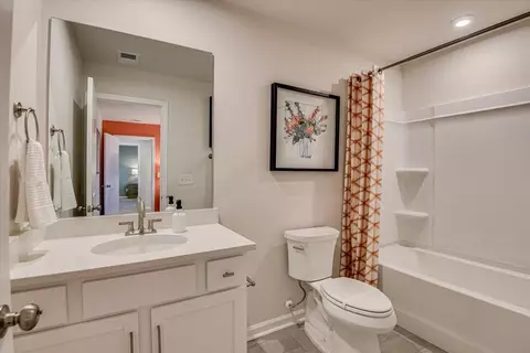 Bath - 324 Tupelo Pass, Harlem, GA 30814 photo 6 of 7