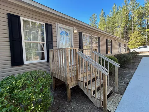 598 Holiness Church Rd, Wagener, SC 29164