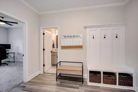 Entry Way - 3560 Hilltop Trl, Evans, GA 30809 photo 3 of 7