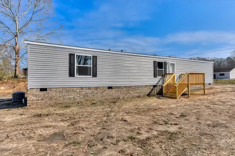 124 Carline Rd, Gloverville, SC 29828
