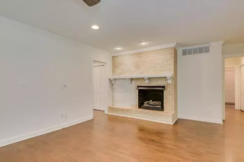 Living - 913 Shadow Dr, Aiken, SC 29801 photo 12 of 14