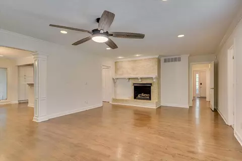 Living - 913 Shadow Dr, Aiken, SC 29801 photo 8 of 14
