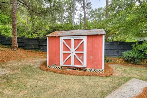 Exterior - 913 Shadow Dr, Aiken, SC 29801 photo 11 of 12