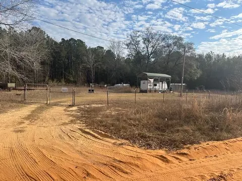 1045 Centerwood Rd, Williston, SC 29853