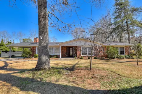 200 Dunbarton Cir, Aiken, SC 29803