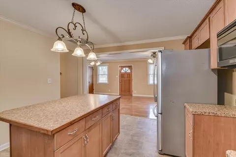 Kitchen - 2150 Cadden Rd, Augusta, GA 30906 photo 4 of 5