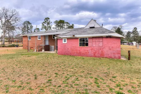 Exterior - 2150 Cadden Rd, Augusta, GA 30906 photo 5 of 7