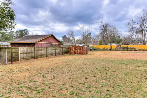 Exterior - 2150 Cadden Rd, Augusta, GA 30906 photo 6 of 7