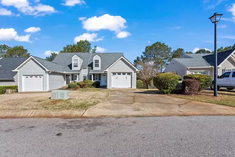 327 Southbank Dr, Aiken, SC 29803
