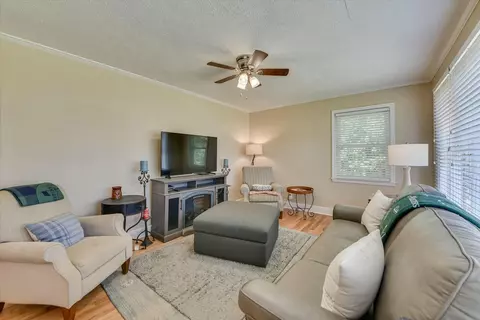 Living - 219 Lafayette Dr, Augusta, GA 30909 photo 1 of 5