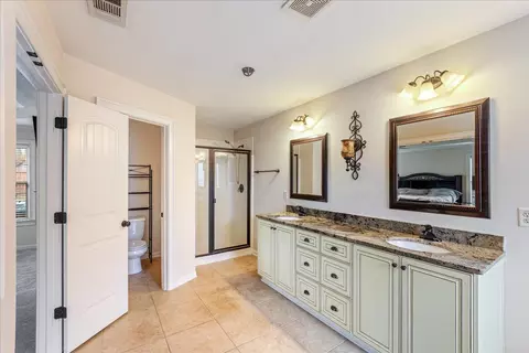 Bath - 5170 Windmill Place Pl, Evans, GA 30809 photo 2 of 6