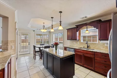 Kitchen - 5170 Windmill Place Pl, Evans, GA 30809 photo 2 of 4