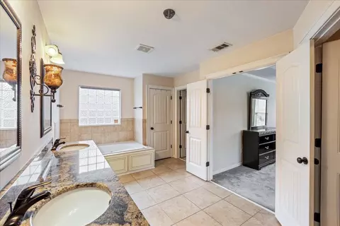 Bath - 5170 Windmill Place Pl, Evans, GA 30809 photo 3 of 6