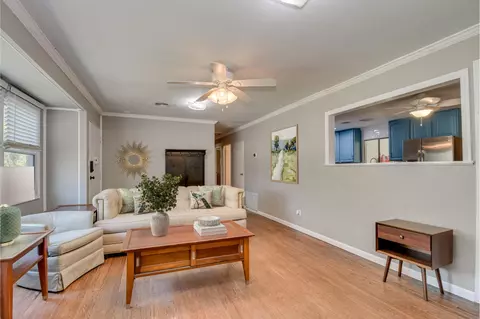 Living - 912 Eisenhower Dr, Augusta, GA 30904 photo 2 of 2