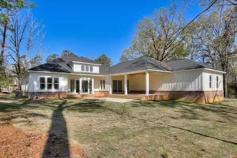 Exterior - 208 Warren Rd, Augusta, GA 30907 photo 10 of 12