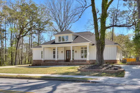 Exterior - 208 Warren Rd, Augusta, GA 30907 photo 4 of 12