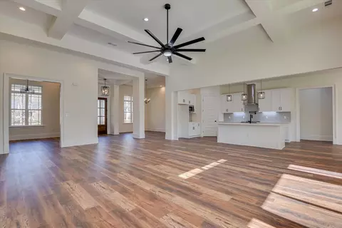 Living - 208 Warren Rd, Augusta, GA 30907 photo 5 of 7