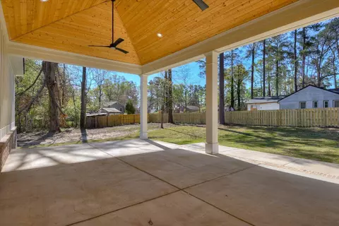 Exterior - 208 Warren Rd, Augusta, GA 30907 photo 8 of 12