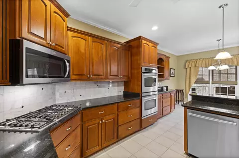 Kitchen - 374 Devonshire Dr, Aiken, SC 29803 photo 4 of 4