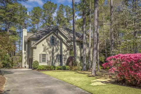 2338 Club Dr, Aiken, SC 29803