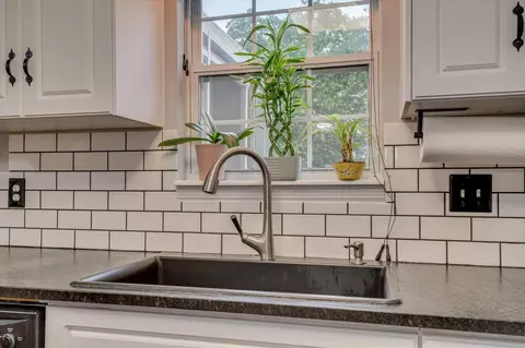Kitchen - 4108 Eagle Nest Dr #0, Evans, GA 30809 photo 6 of 7